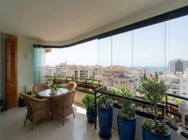Glass dynamics cortinas de cristal abatibles detalle paso por angulo