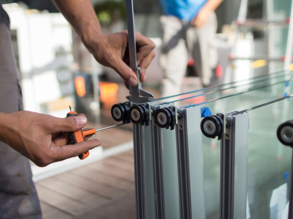 GlassDynamics-cortinas de cristall-glass curtains-portada abajo 6